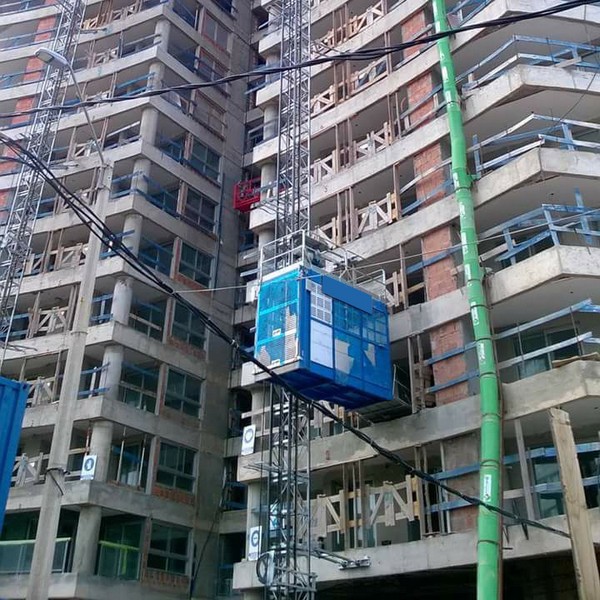 construction elevator in Argentina